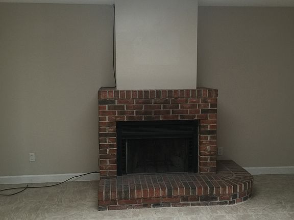 2nd image of 437 Wekiva Rapids Dr