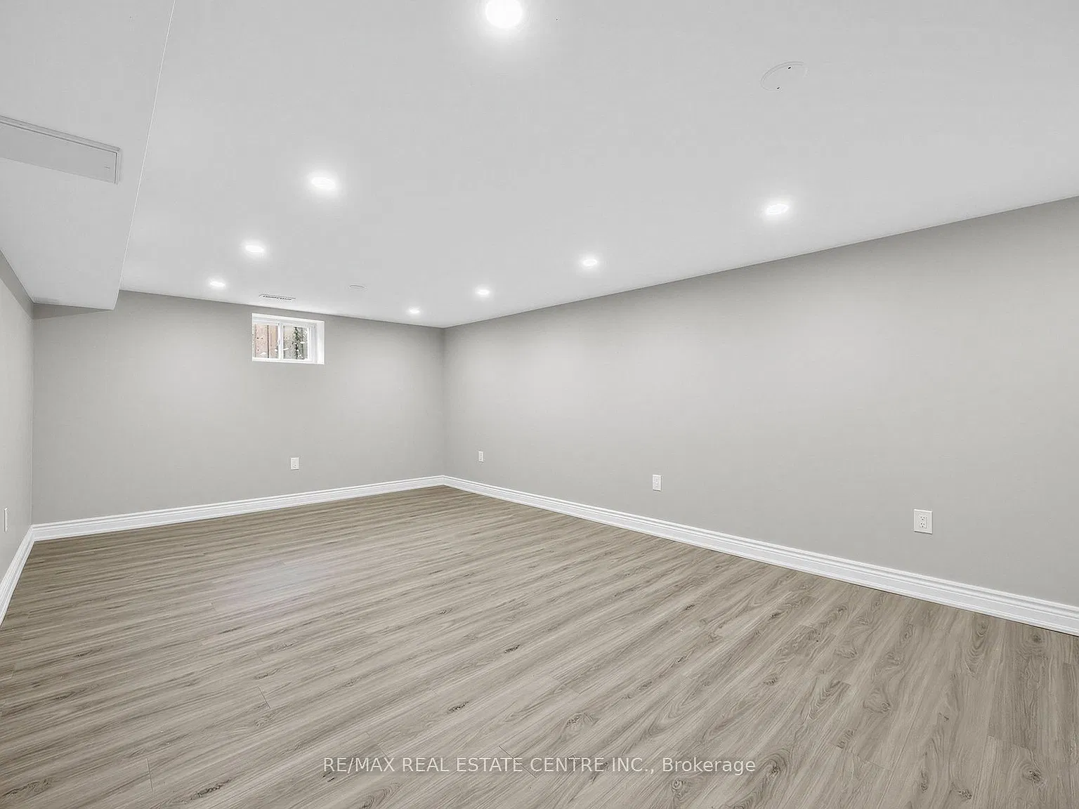 3 bed, $2,200 — Photo 4