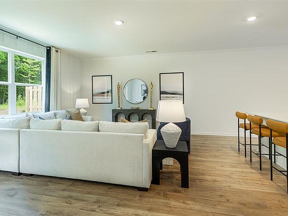 5th image of 3646 Nevins Way