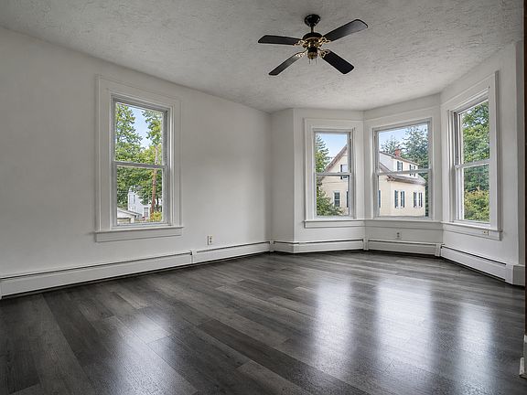 4th image of 100 Graham St #2