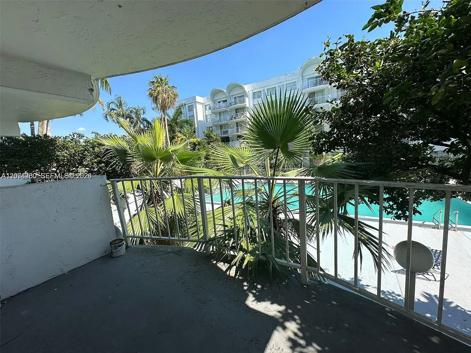 Montecarlo Condo — Photo 2