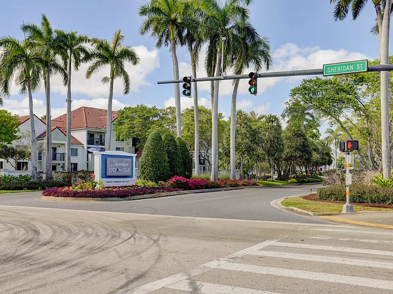 2711 Ocean Club Blvd #203 — Photo 3