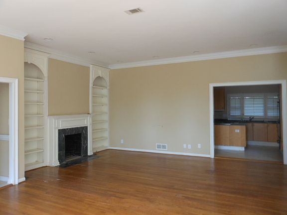 4th image of 2799 Mabry Rd