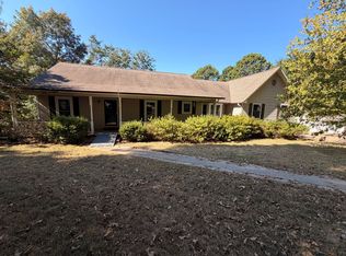 11 Henry Ct, Russellville, AR 72802