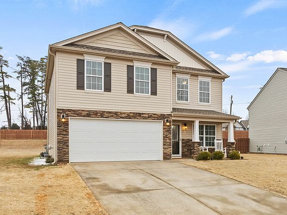 2nd image of 213 Golden Bear Walk