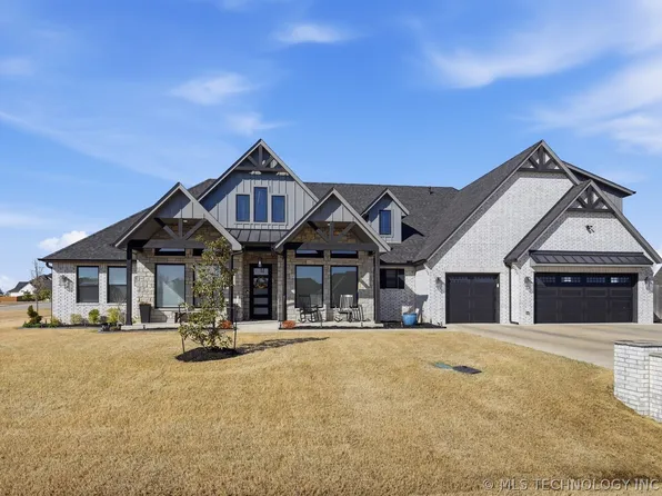 15903 E 106th St N, Owasso, OK 74055