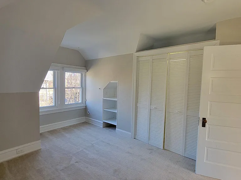 113 Grayling Ave #2 — Photo 15