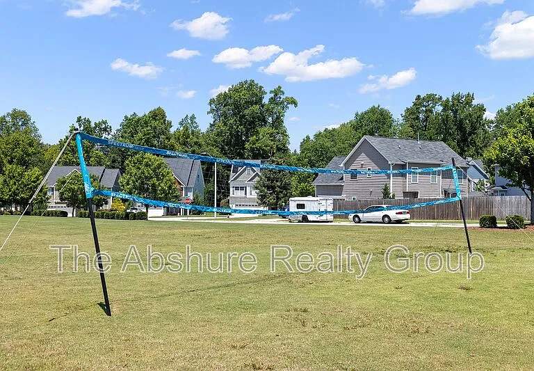 609 Timber Mdw — Photo 45