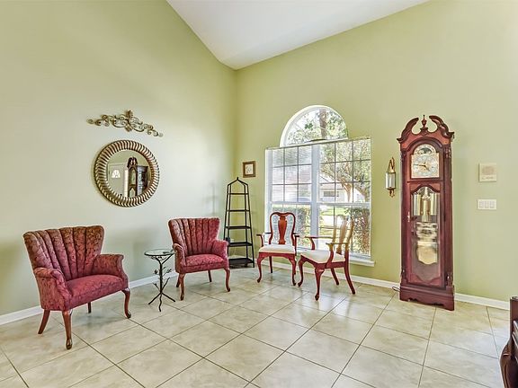 3rd image of 12869 Winthrop Cove Dr