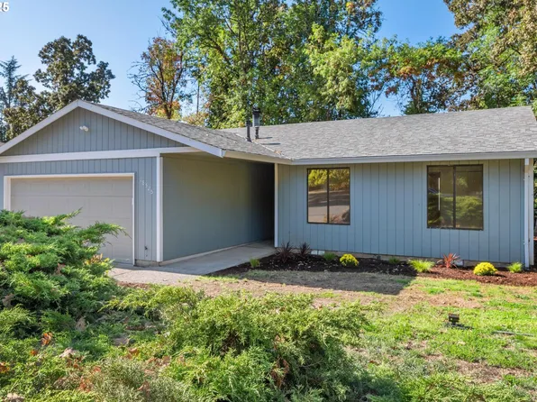 18525 Columbia Ave, Gladstone, OR 97027