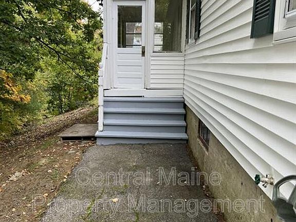 4th image of 76 7th St #76
