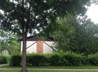 238 12th Ave N, Hopkins, MN 55343