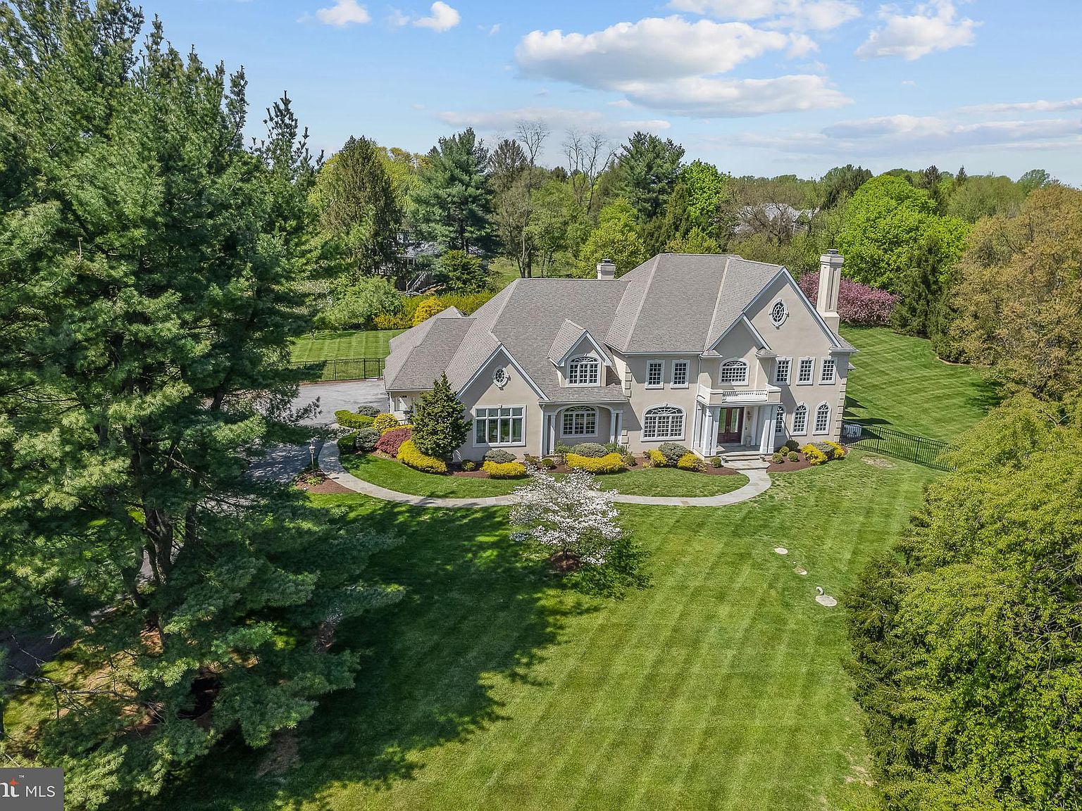 9 Winding Way, Wilmington, DE 19807 | Zillow