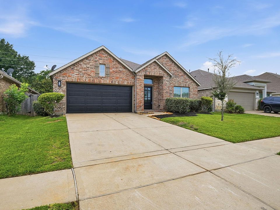 1st image of 21823 Rose Maris Ln