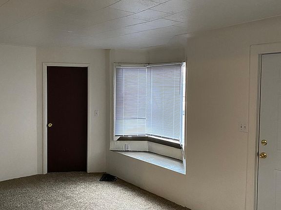 4th image of 805 S 15th Ave