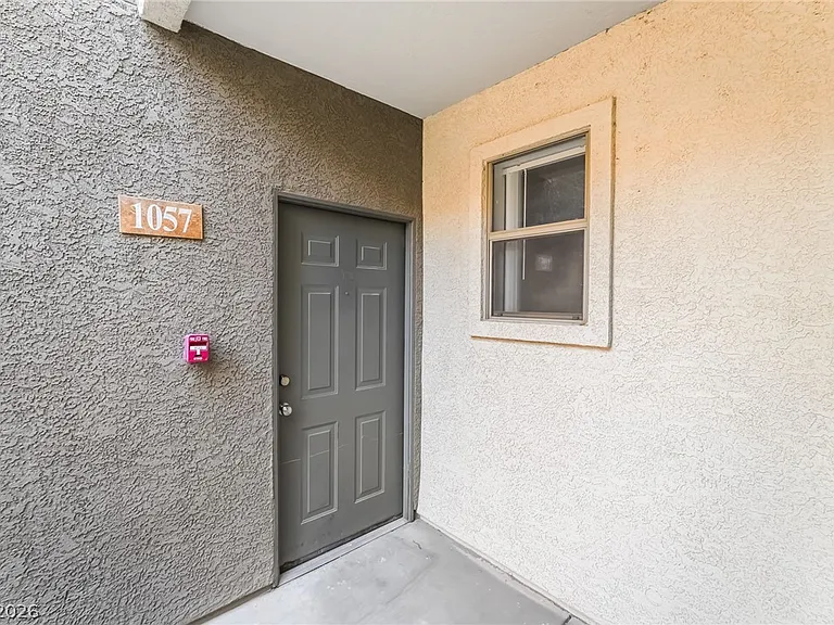 8000 W Badura Ave #1057 — Photo 4