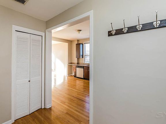 3rd image of 4165 N Elston Ave APT 2F