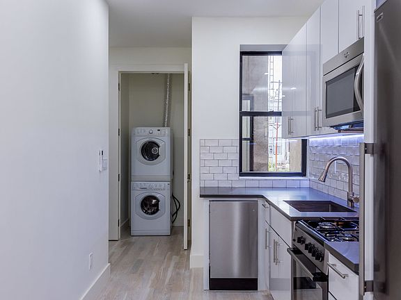 2nd image of 299 Wyckoff Ave #1L