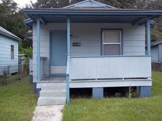 1st image of 423 Jessie St
