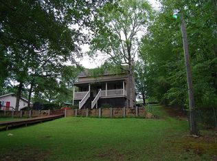 156 Cape Harbour Dr NW, Milledgeville, GA