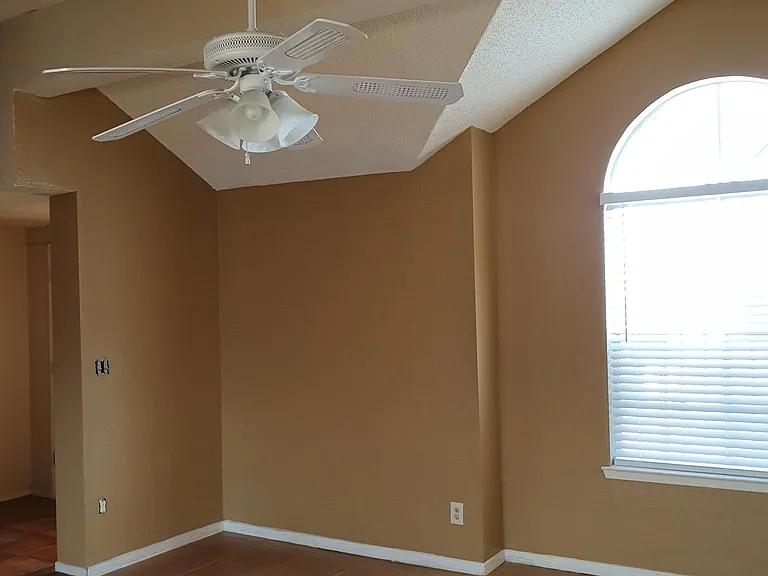 7224 Lady Hawk Ct — Photo 3