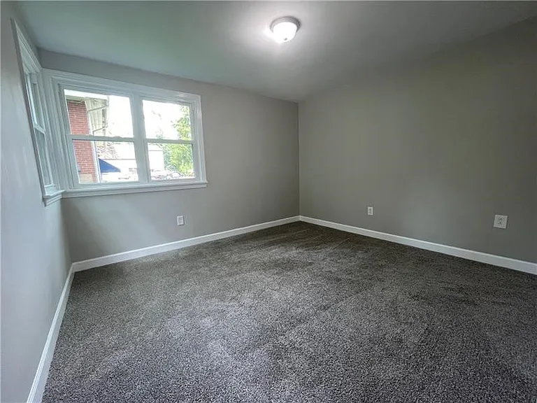 7800 Perry Hwy — Photo 13
