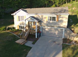 875 N Jefferson St, Lowell, MI 49331