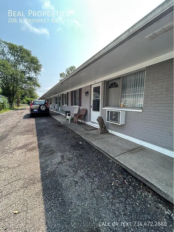 2 bed, $1,135 — Photo 1