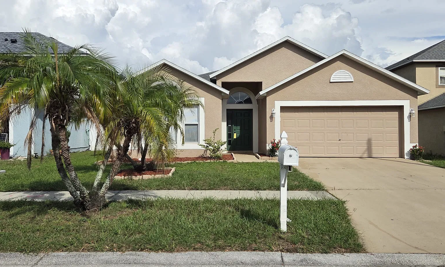 3 bed, 1874 sqft, $2,650 — Photo 1