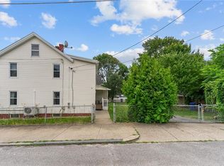10 Foundry St, Central Falls, RI 02863