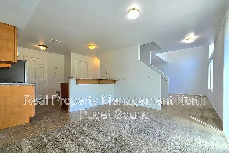1205 Frontier Cir E #A — Photo 9