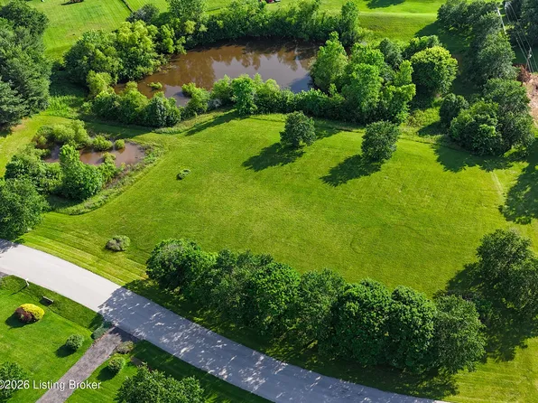 710 Hackberry Rd, Cecilia, KY 42724