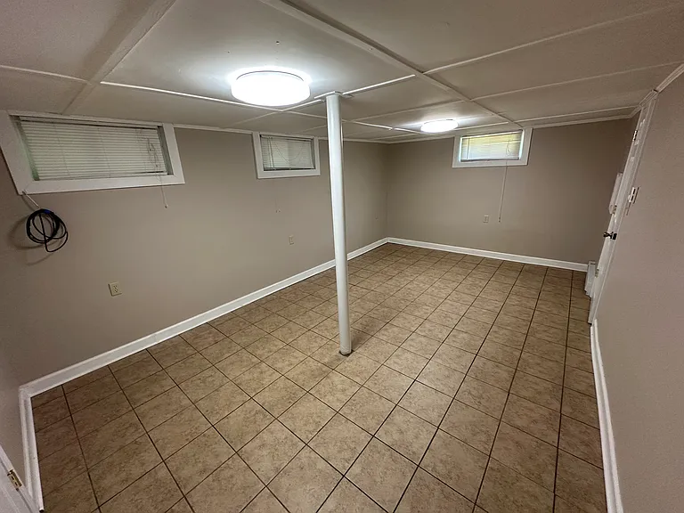3628 Poplar Dr — Photo 17
