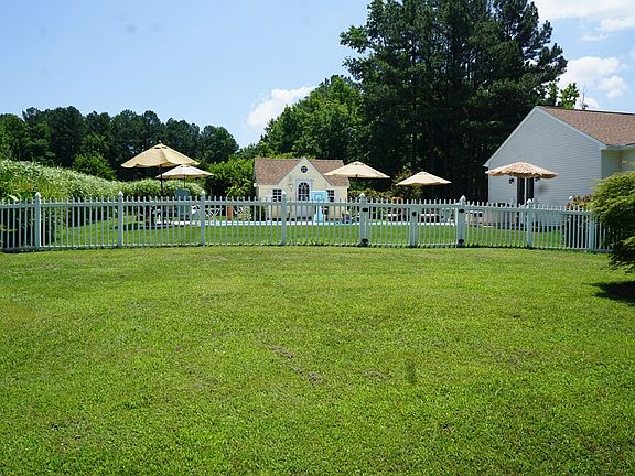 4th image of 1 Grandview Lndg