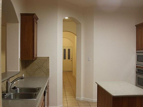 4th image of 1503 Harvest Bend Ln
