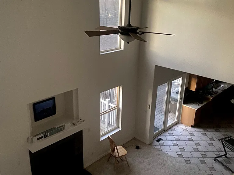 W 67th Pl — Photo 9