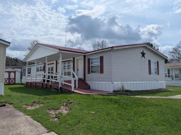 1731 Edgewood Dr, Erie, PA 16509