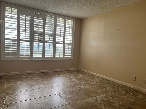 5th image of 808 Cypress Boulevard #504
