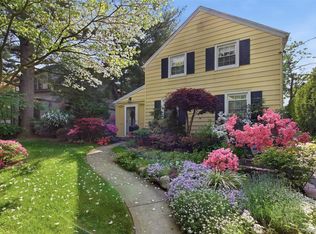 47 Onderdonk Avenue, Manhasset, NY 11030