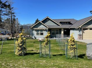 3118 W 2nd St, Anacortes, WA 98221