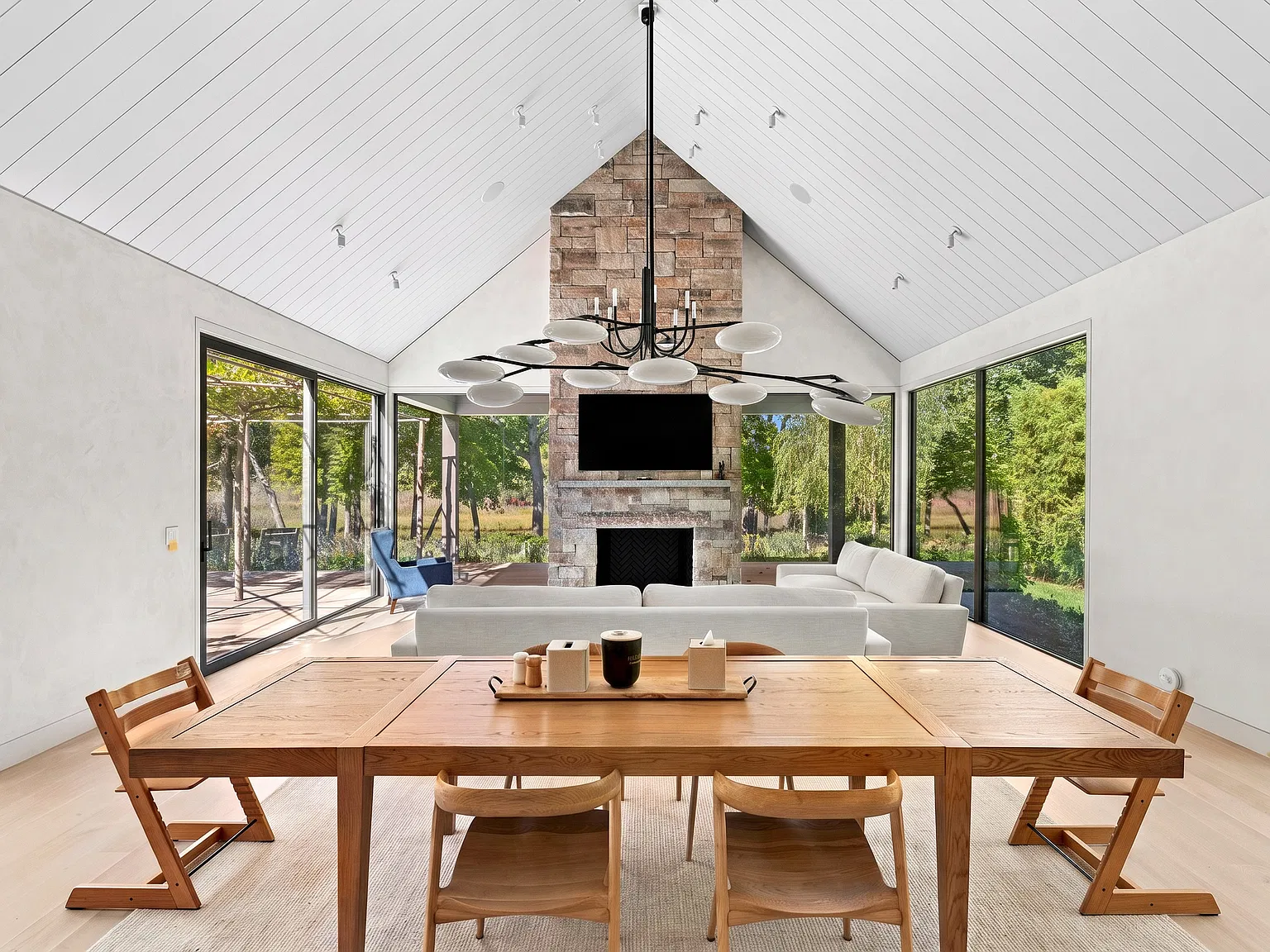 6 Havens Lane, Sag Harbor — Photo 3
