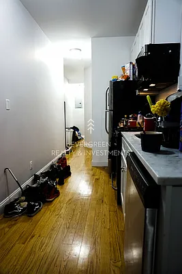 Rented by Evergreen Realty & Investments | media 5