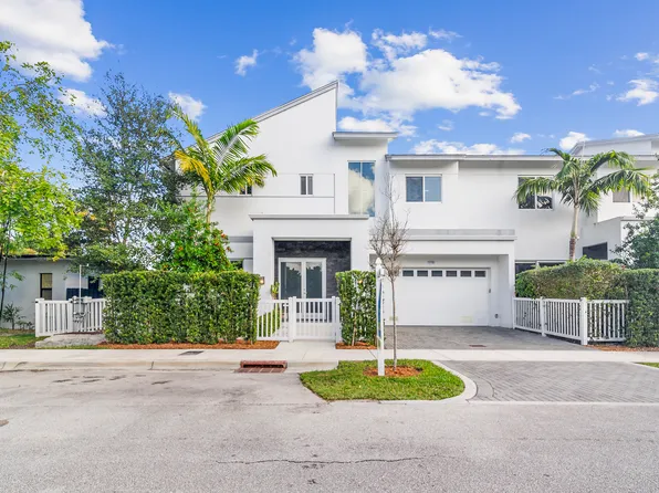 1110 NE 14th Ave, Fort Lauderdale, FL 33304