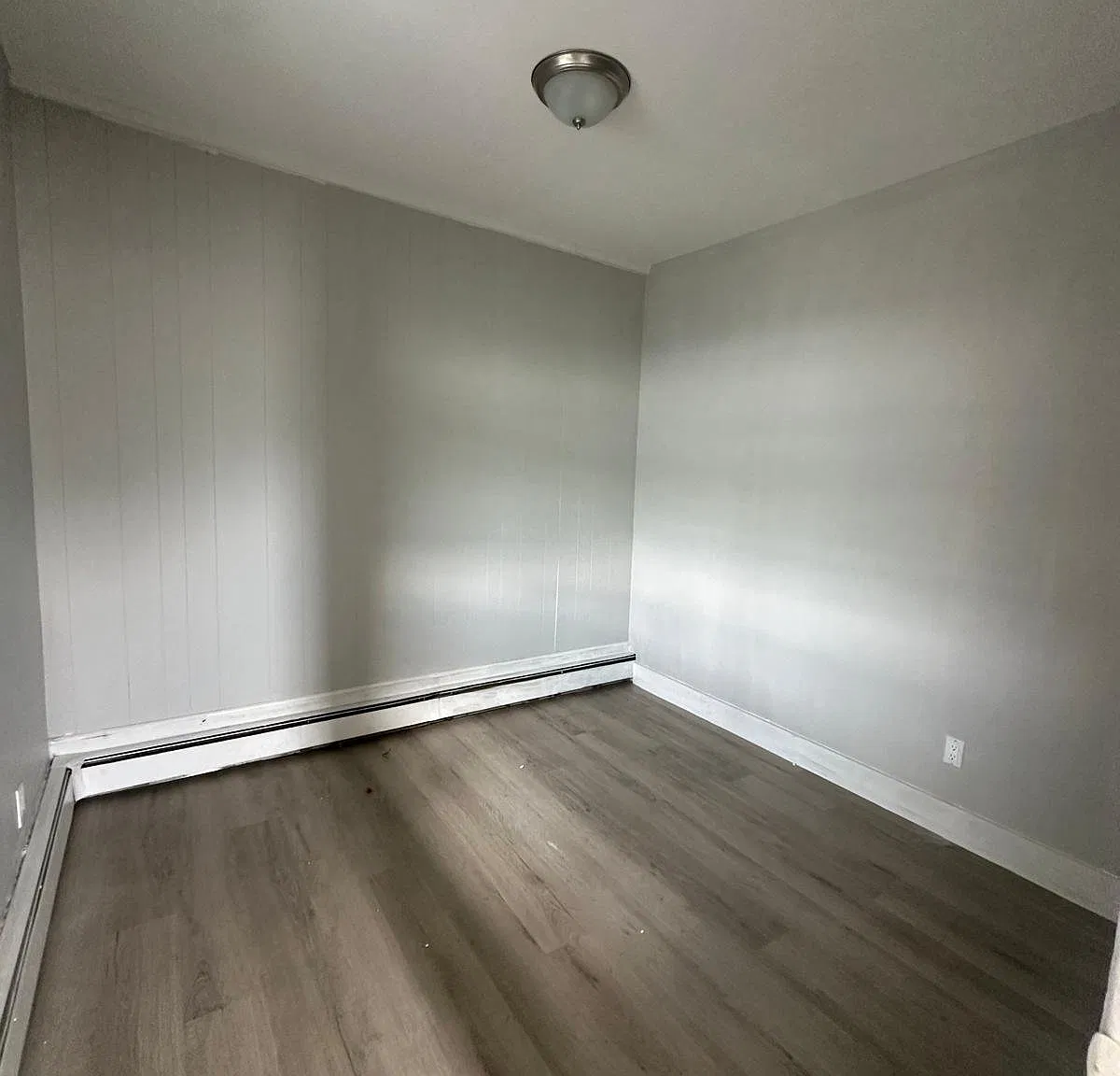 3 bed, 1.0 bath, $3,300 — Photo 4
