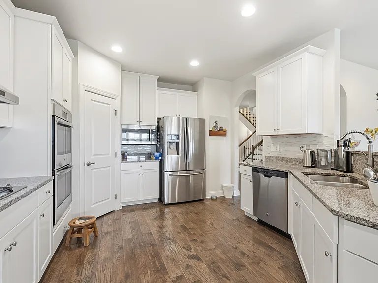 512 Quarry Point Rd — Photo 15