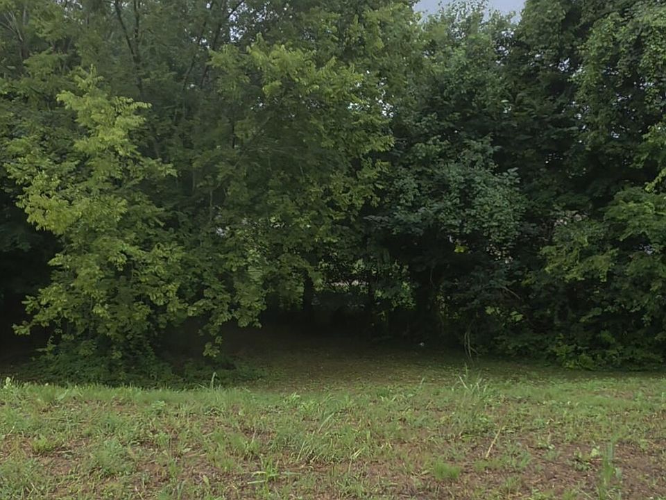 2nd image of 4517 Shane Ln