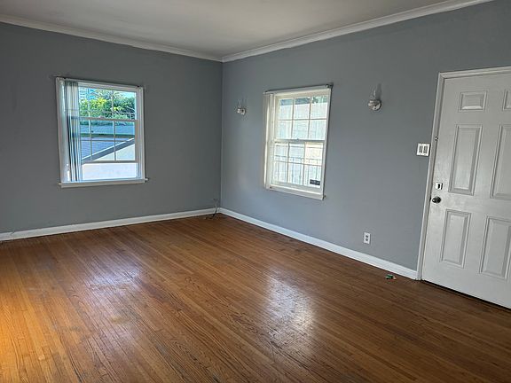 5th image of 282 Cherry Ave