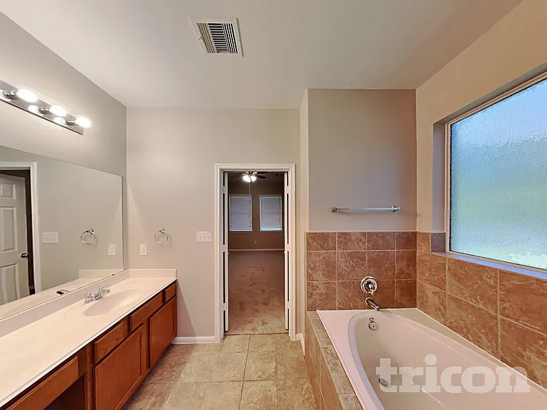 16207 Augusta Oaks Ct — Photo 8