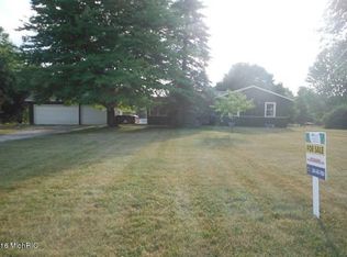 2001 N 30th St, Kalamazoo, MI 49048
