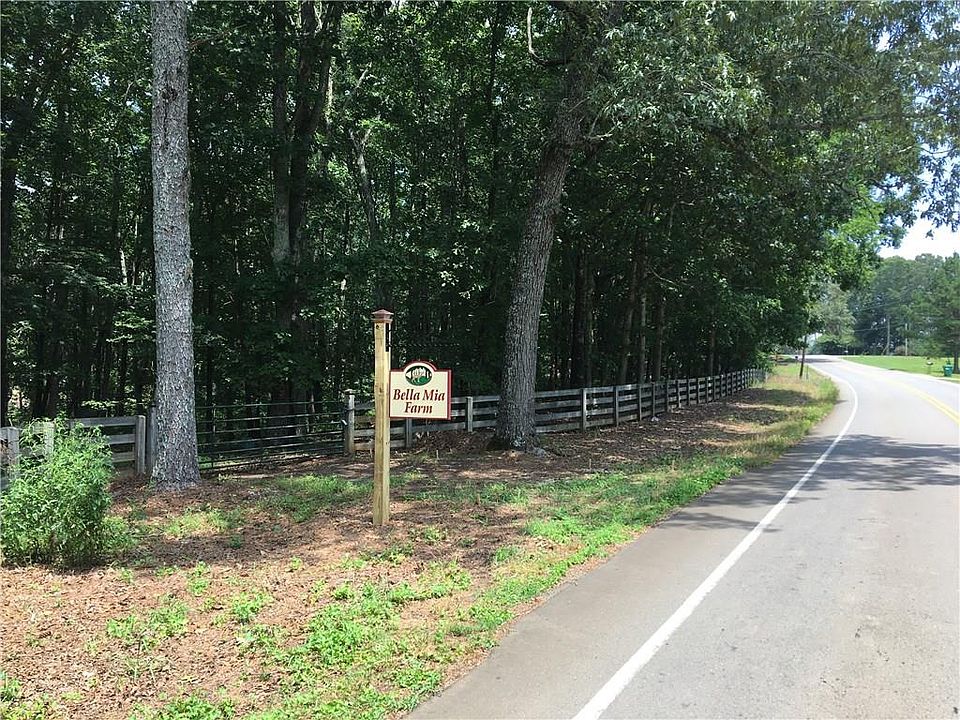 2nd image of 3715 Land Rd